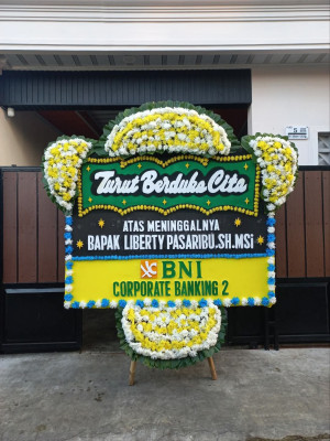 Papan Bunga Duka di Kikim Timur