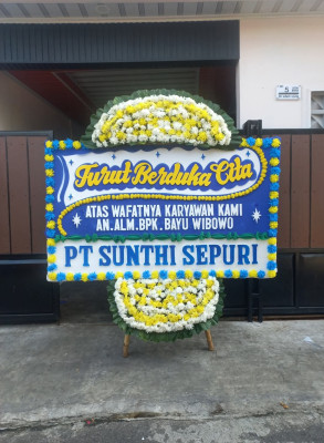 Papan Bunga Duka di Kikim Timur